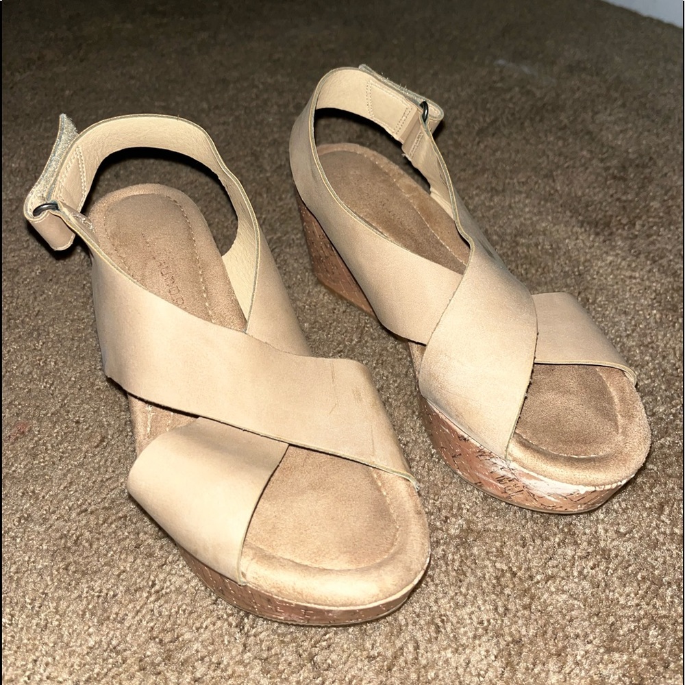 Women’s Heels 🤍🤍